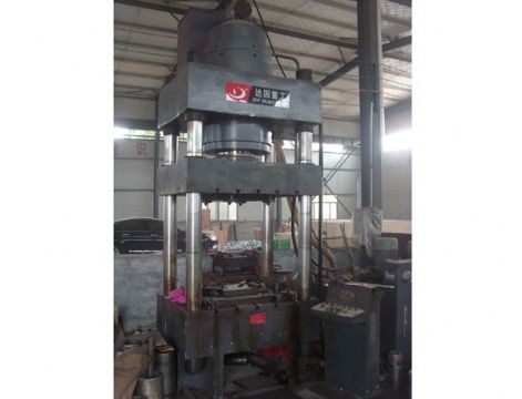點(diǎn)擊查看詳細(xì)信息<br>標(biāo)題：Hydraulic press -500 閱讀次數(shù)：1885